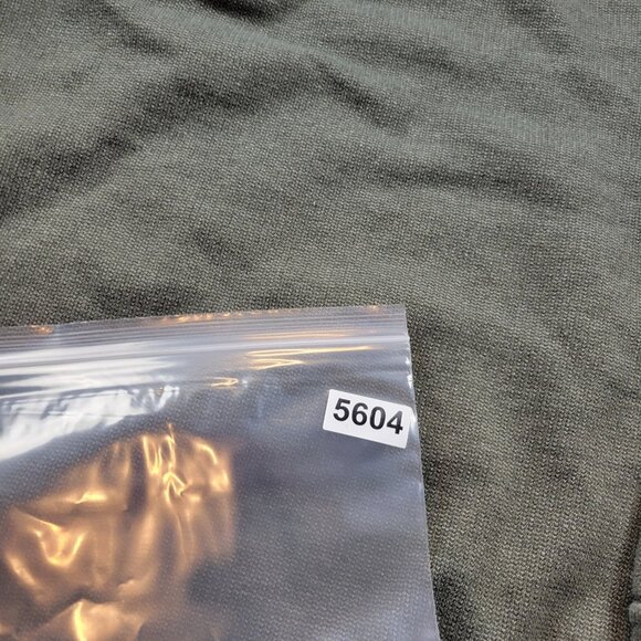 Vintage Quad City Mallards Sweatshirt Adult Medium Gray Gear For Sports V Neck - Picture 7 of 7